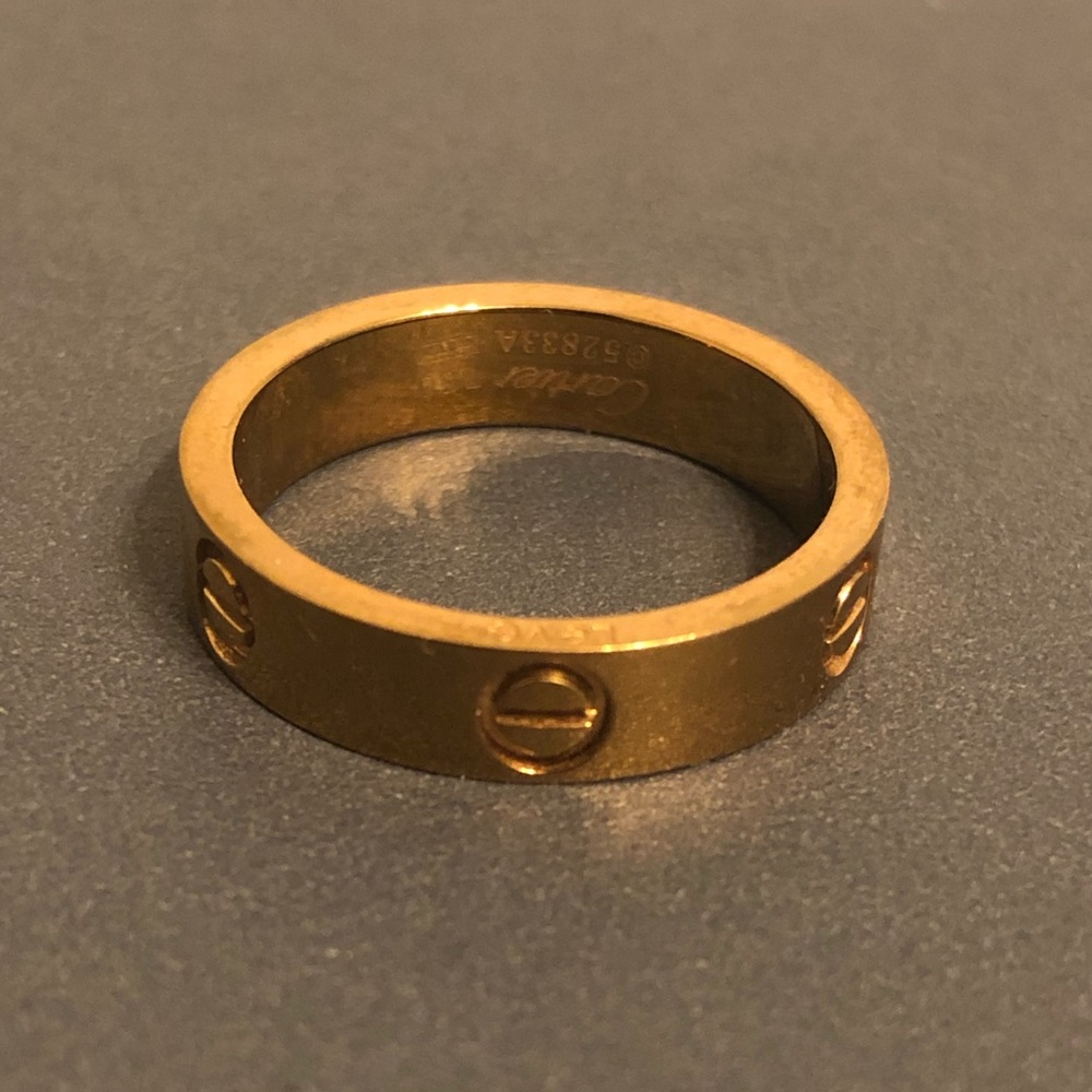 Love ring size 9